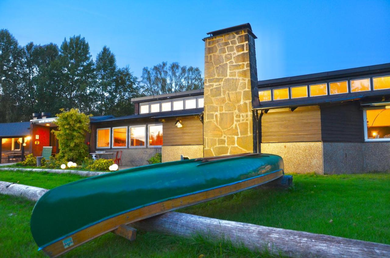 Nature Shelter Hotel Asljunga Exterior photo