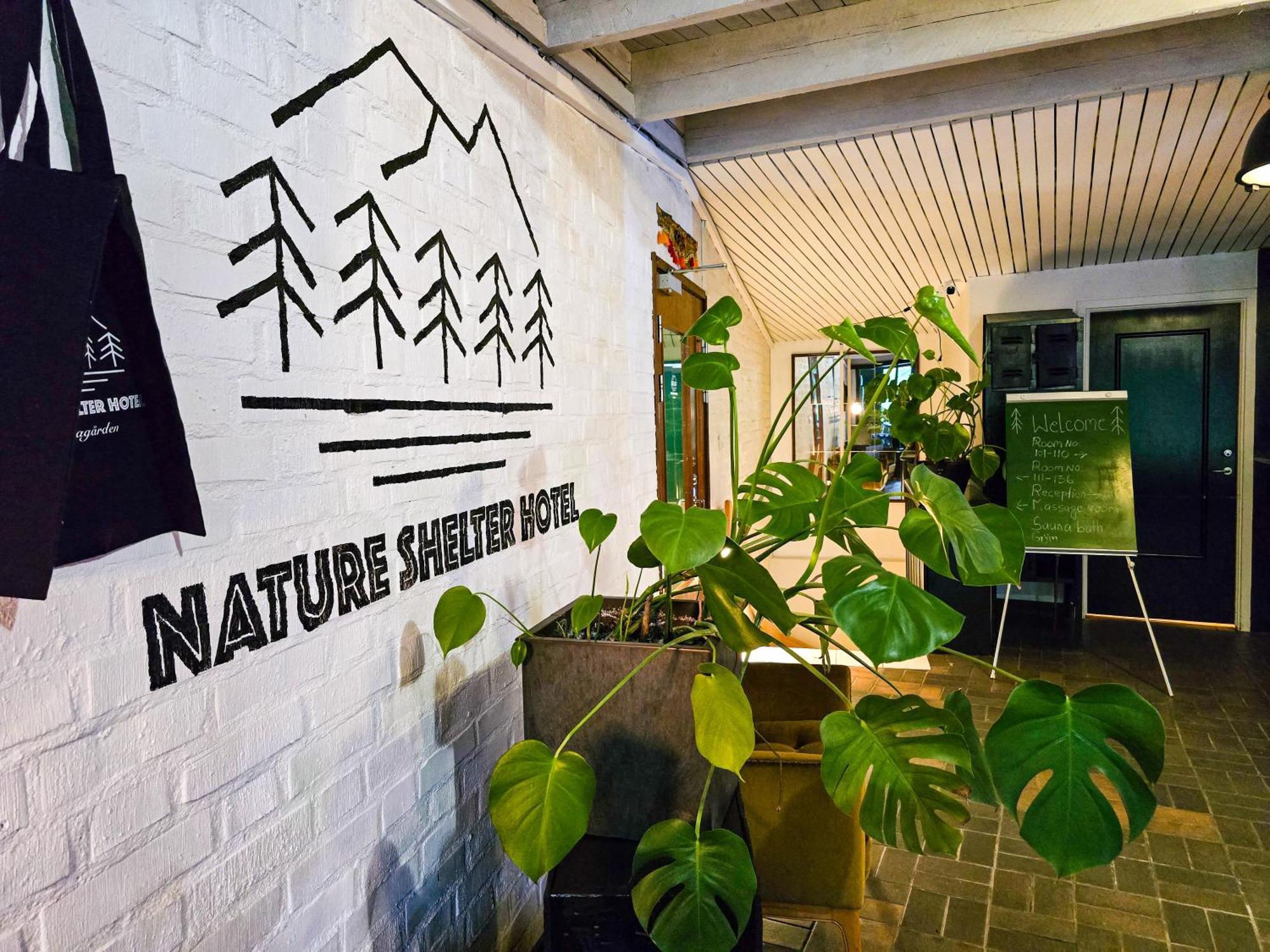 Nature Shelter Hotel Asljunga Exterior photo